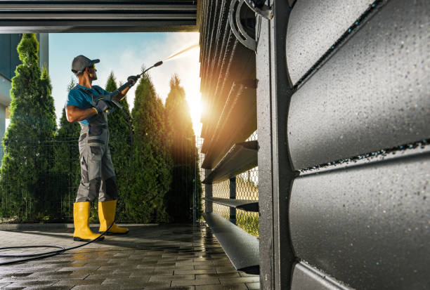 Best Pool Deck Cleaning  in Mission Nyon, CA
